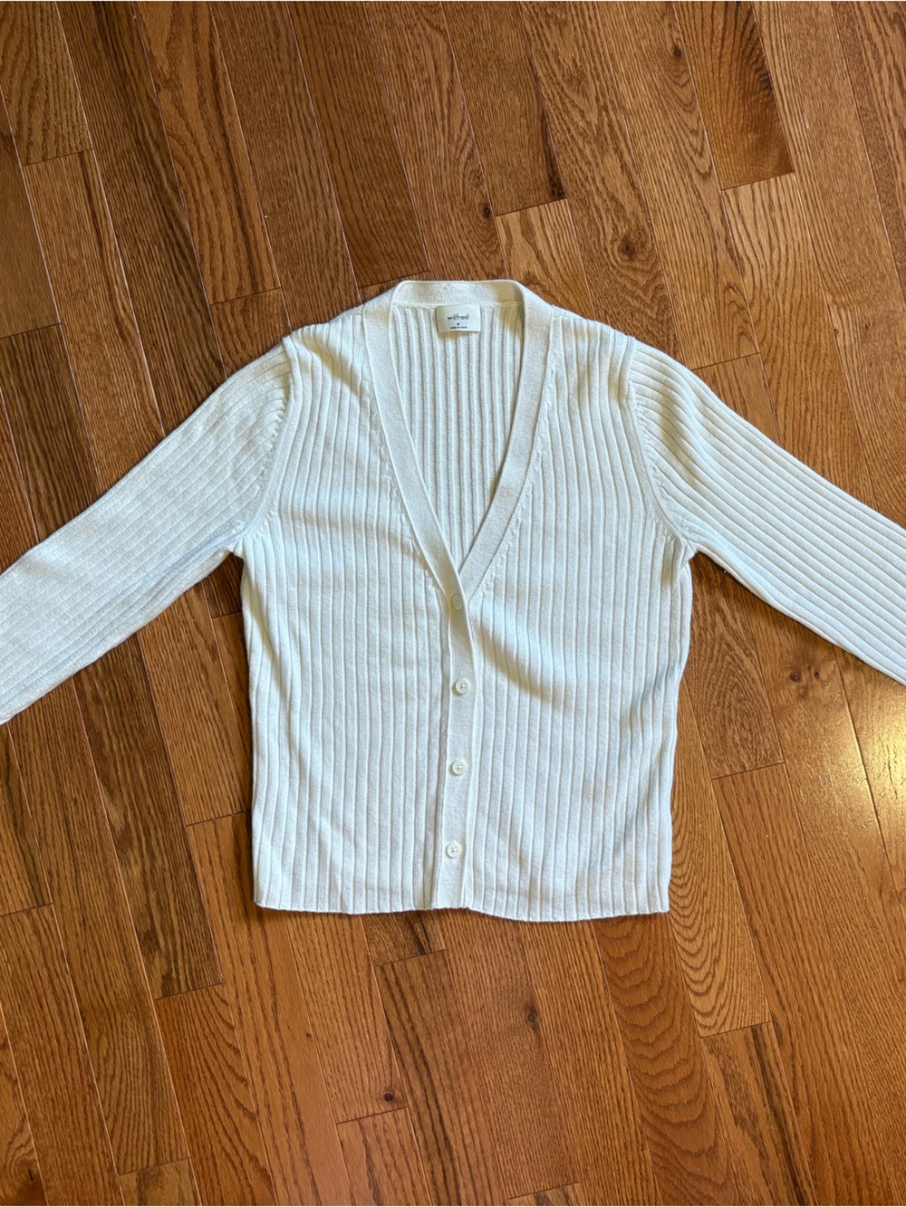 Wilfred Off-White Ribbed V-Neck Button Front Cardigan - Picture 3 of 8